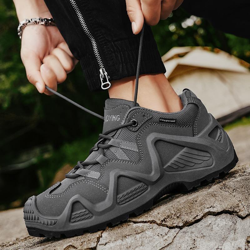 Men Sneakers 2026 Autumn New Outdoor Hiking Shoes Retro Platform Non-slip Casual Sneakers Lace-up Climbing Shoes Sports Shoes