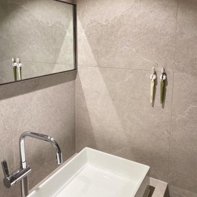 Simple Silicon Toothbrush Holder Wall Mounted Tooth Brush Storage Organizer Rack With Suction Cup Bathroom Accessories