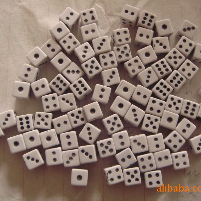 Zaruri Pătrate Albe de 8mm cu Puncte Negre - Alb Lăptos Nu. 8 Zaruri Plastice Regulate 100 Black Dice Pack gray