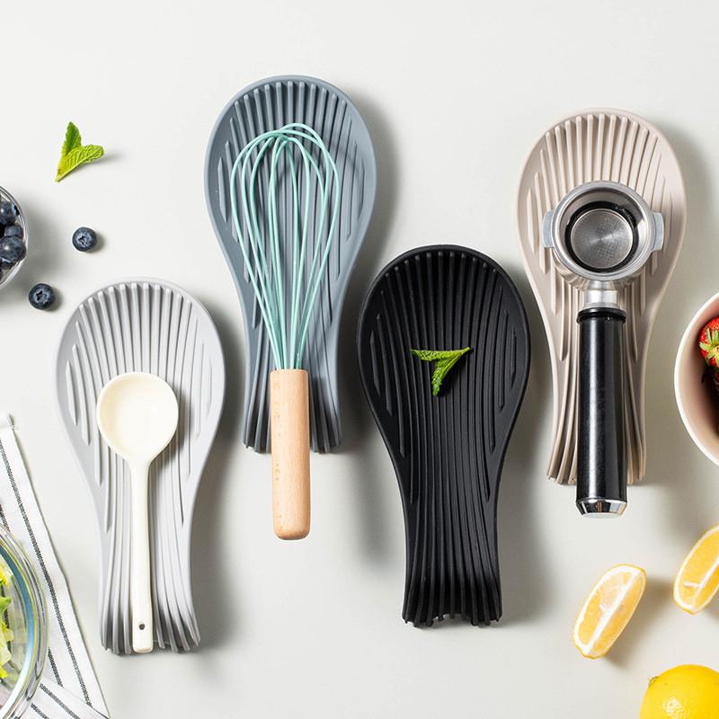 Appoggio per Cucchiaio da Cucina in Silicone con Superficie Antiscivolo per la Cottura Casalinga e Protezione dal Calore