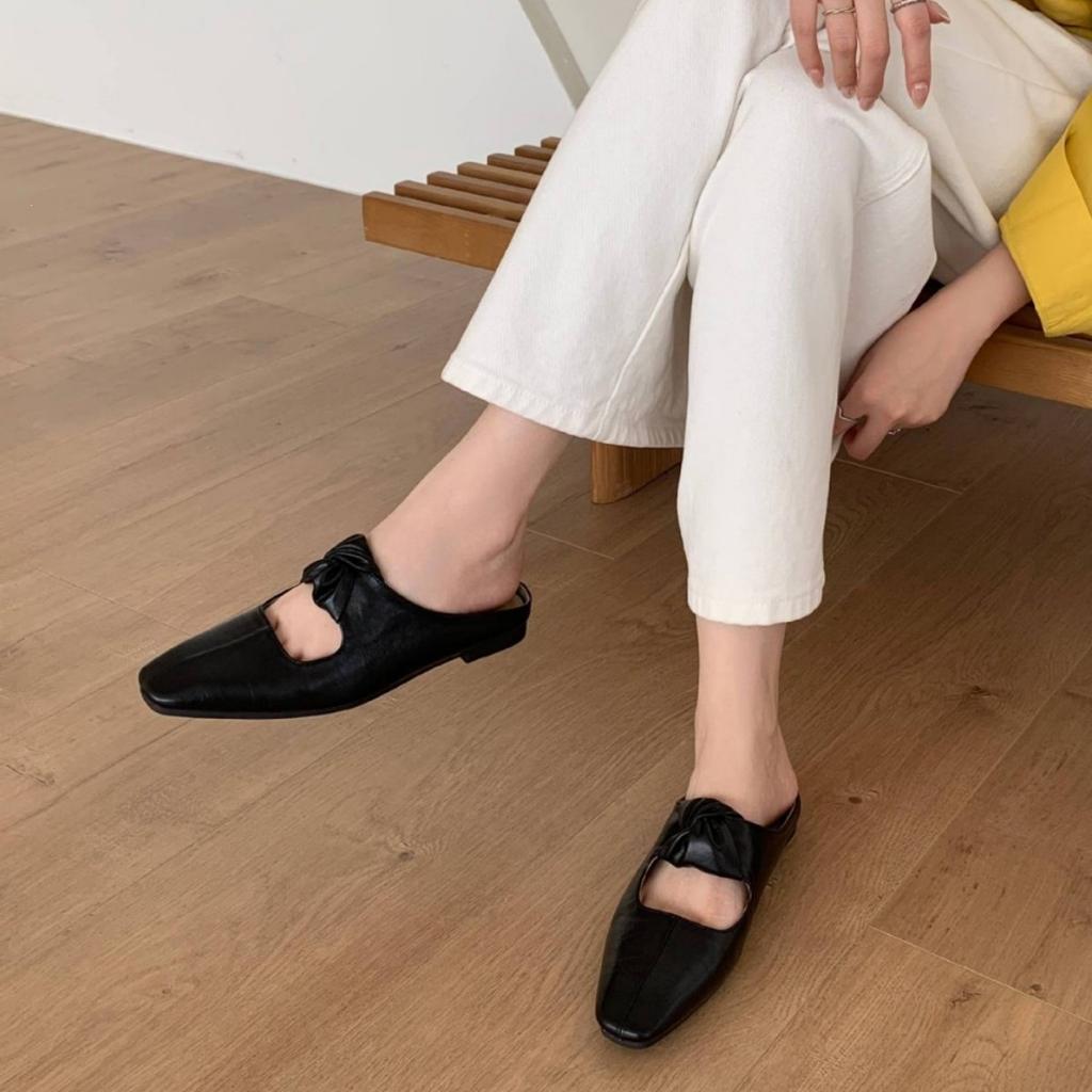 Retro Square Head Slope Heel Silver Bag Head Half Slippers Women'S Outer Wear Spring And Summer Thick Heel One Pedal