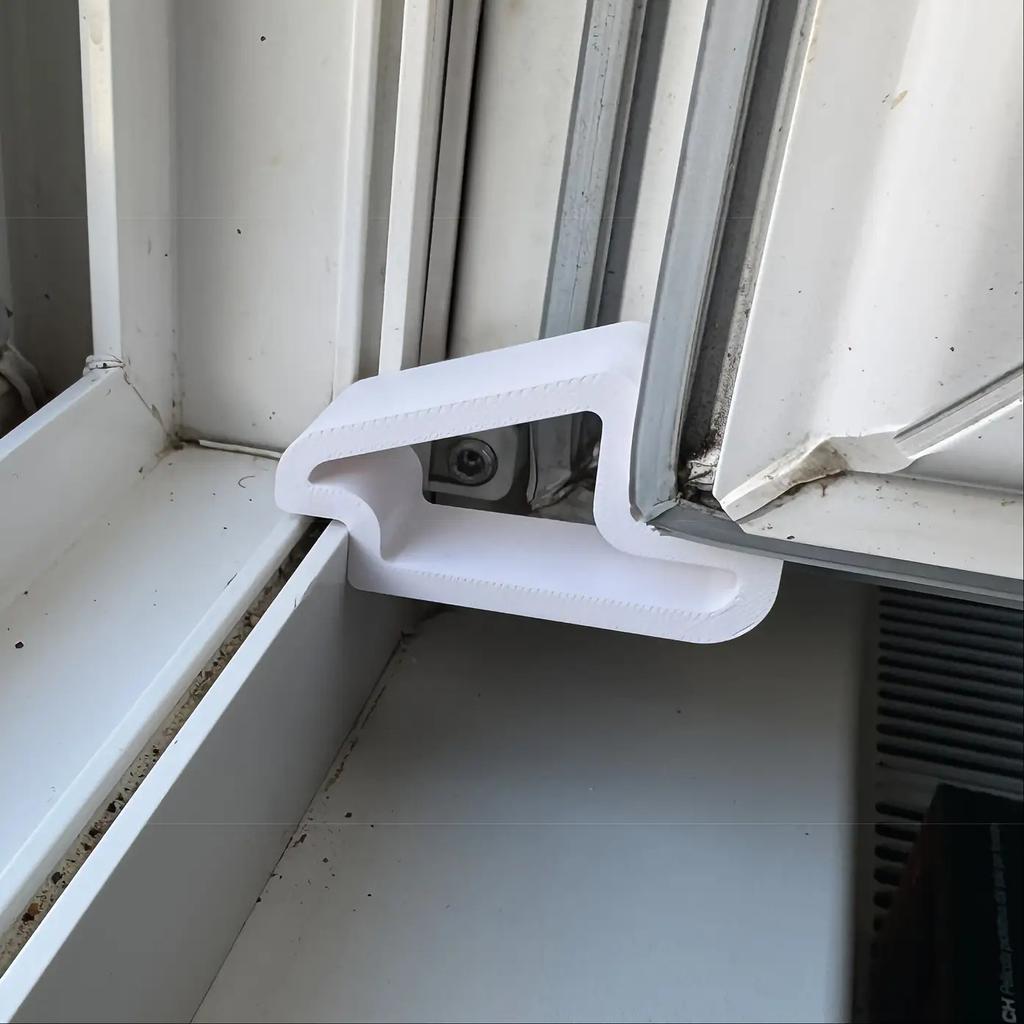 2/4pcs Window Stoppers Anti-Collision Door Clamps Sturdy Plastic Track Clip Fixer Kit Balcony Isolators Indoor Ventilation Tools