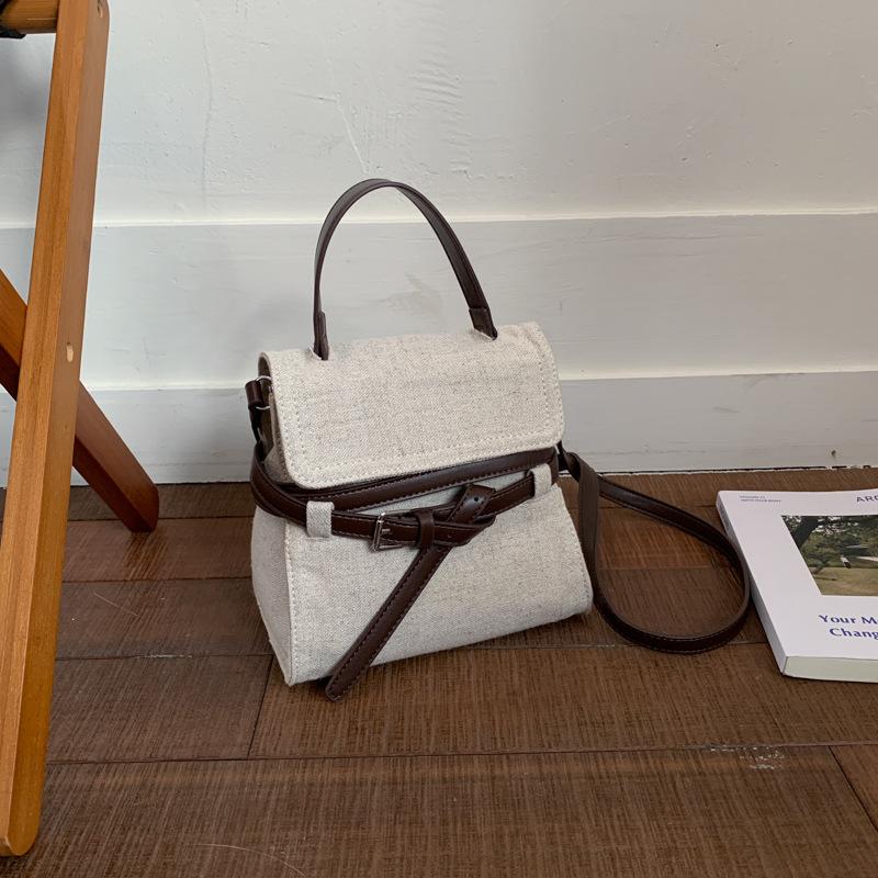 

Niche versatile summer new commuter fashion handbag messenger bag contrasting color design shoulder bag чёрный