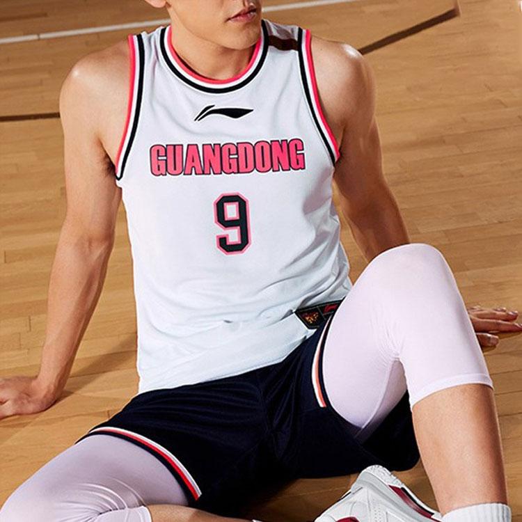 Li-Ning CBA Quick-Dry Fan Edition Basketball Vest 2021-2022 Season, Guangdong Team, Yi Jianlian No. 9 Home Men Tops White AAYR445-1