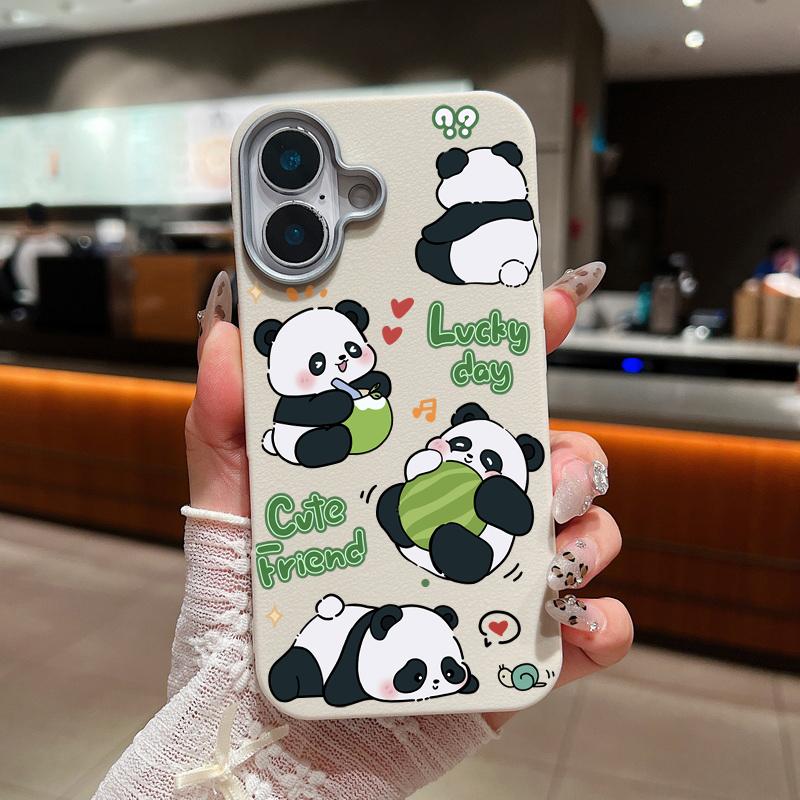 

Милый матовый тонкий чехол из ТПУ с рисунком панды для iPhone 16 Plus 15 Pro Max 14 Pro 13 12 11 XS XR с текстурой кожи, противоударный, защита линз, мягкий чехол для телефона iPhone 16 чёрный