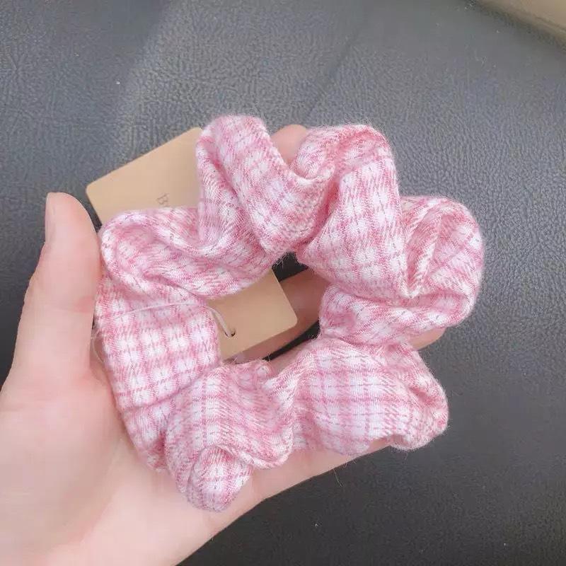 

JK Style Ins Fashion Blue White Check Plaid Scrunchies Large Elastic Hair Bands College Girl Cotton Fabric Hair Ropes Kawaii Gum