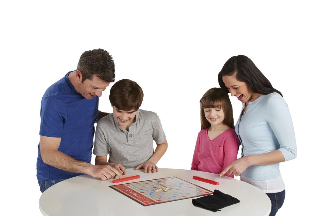 Scrabble: Authentic wooden pieces with a pleasant feel