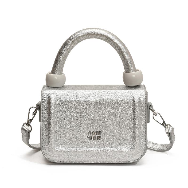 Advanced Sense of Foreign Style Small Bag Women's 2025 New Summer Versatile Messenger Bag Fashion Super Hot Handbag Small Bag