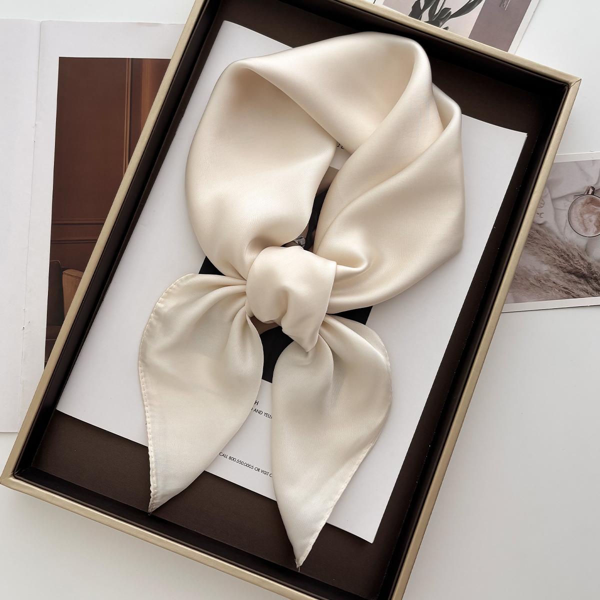 

70см Маленький Квадратный Шарф Мягкий Атласный Головной Платок Геометрический Принт Защита Шеи Модный Универсальный Шарф-Тепловентилятор для Шеи 70x70CM