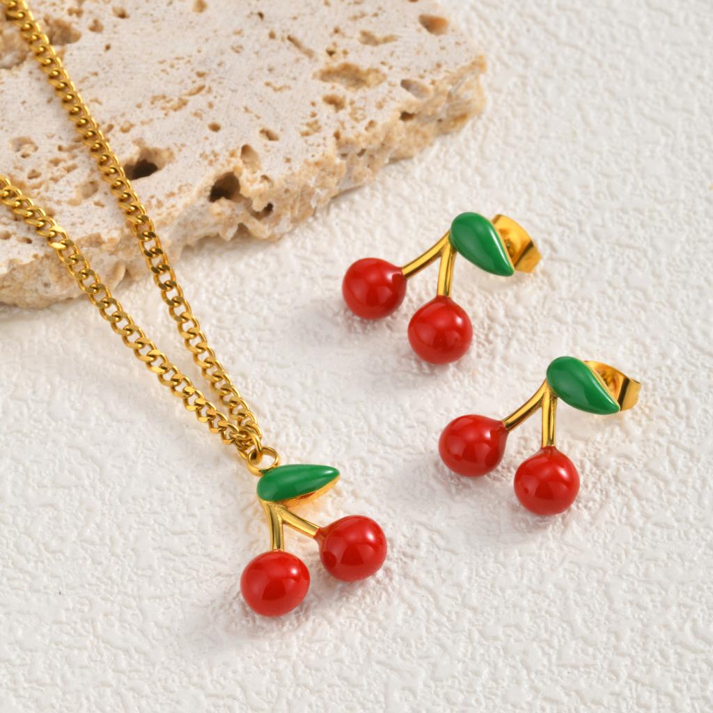 Vnox Vergoldete Kirsch-Ohrringe Anhänger Halsketten für Damen Niedliche Süße Emaille Obst Steckerohrringe Zubehör Trendiger Schmuck