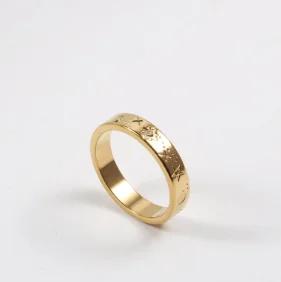 Anello Minimalista in Acciaio Inossidabile a Forma di Cuore Amore Vuoto per Donne Anelli con Zirconi Intarsiati Colore Oro Impermeabile Gioielli Moda Romantica