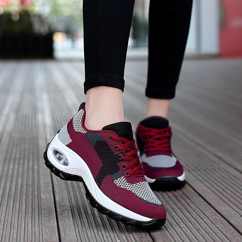Air Cushion Women's Shoes Spring Trend Flying Woven Mother Shoes Mesh Breathable Lightweight Sports Shoes Sports Leisure