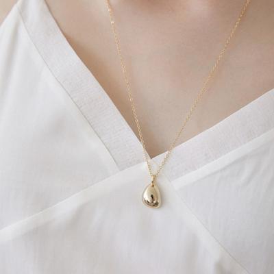 Halden Pebble Pendant Necklace (N041_gold)