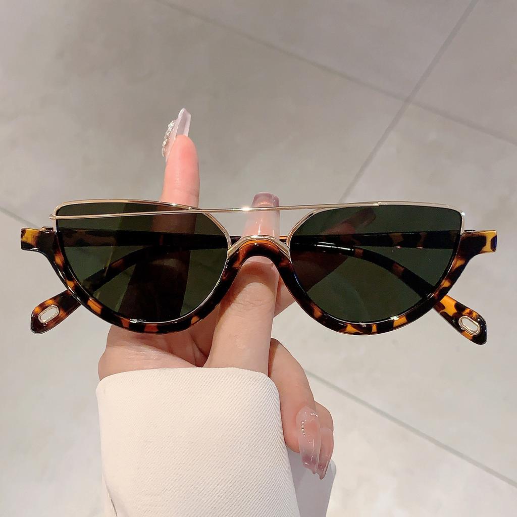 Popular Cat Eye Sunglasses Fashion Retro Korean Style Leopard Shades Women Trendy Brand Designer Stylish Sun Glasses