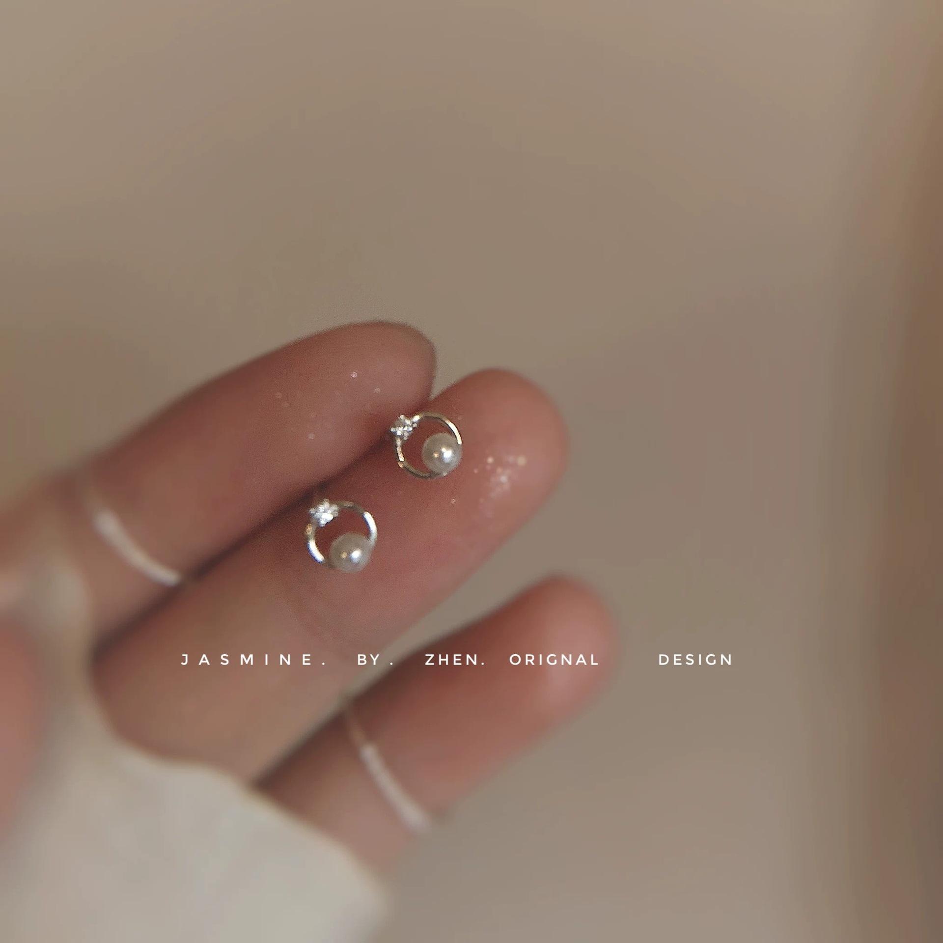 

No need to pick simple and small mini small circle stud earrings for women s daily commuting small earrings and ear accessories when sleeping