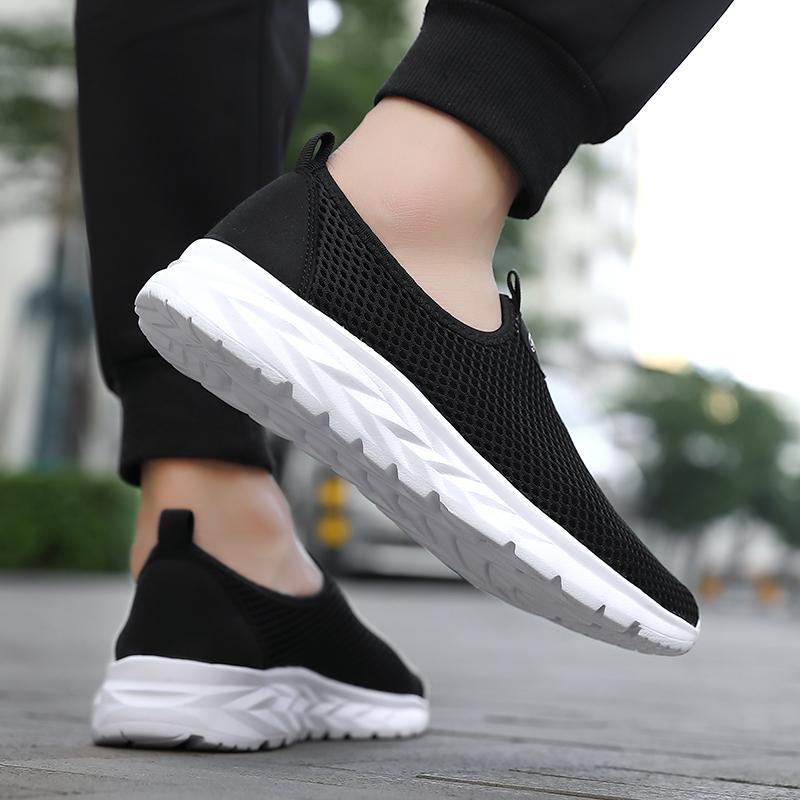 Men's Summer New Anti Slip and Wear-resistant Sports Shoes Breathable Mesh Shoes Fitness Running Anti Slip Thick Soled Shoes