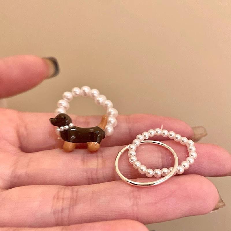 2Pcs Cartoon Sausage Dog Ring Cute Creative Rings Simple Pearl Ring For Women Girls Fashion Ring Jewelry Accessories Gifts