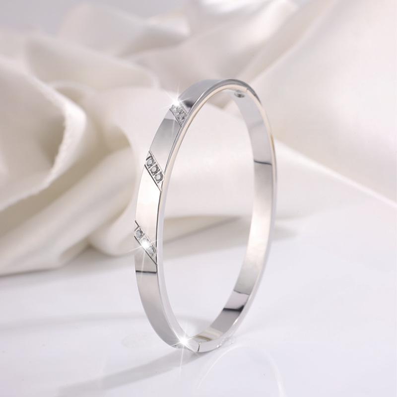 Starry Sky Silver Titanium Steel Bracelet for Women - High-End, Versatile, Full Diamond, Non-Fading Fashion Accessory