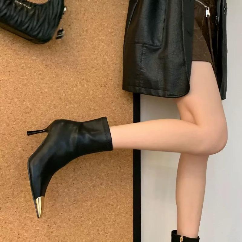 High-heeled boots women's new autumn and winter metal square toe black fashion thin heel temperament high heels