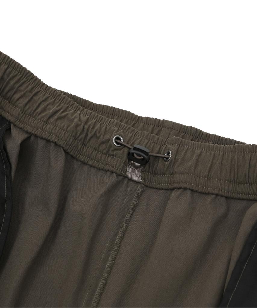 Haebeuopeudyuti Comfortable Cargo Pants (Mocha)