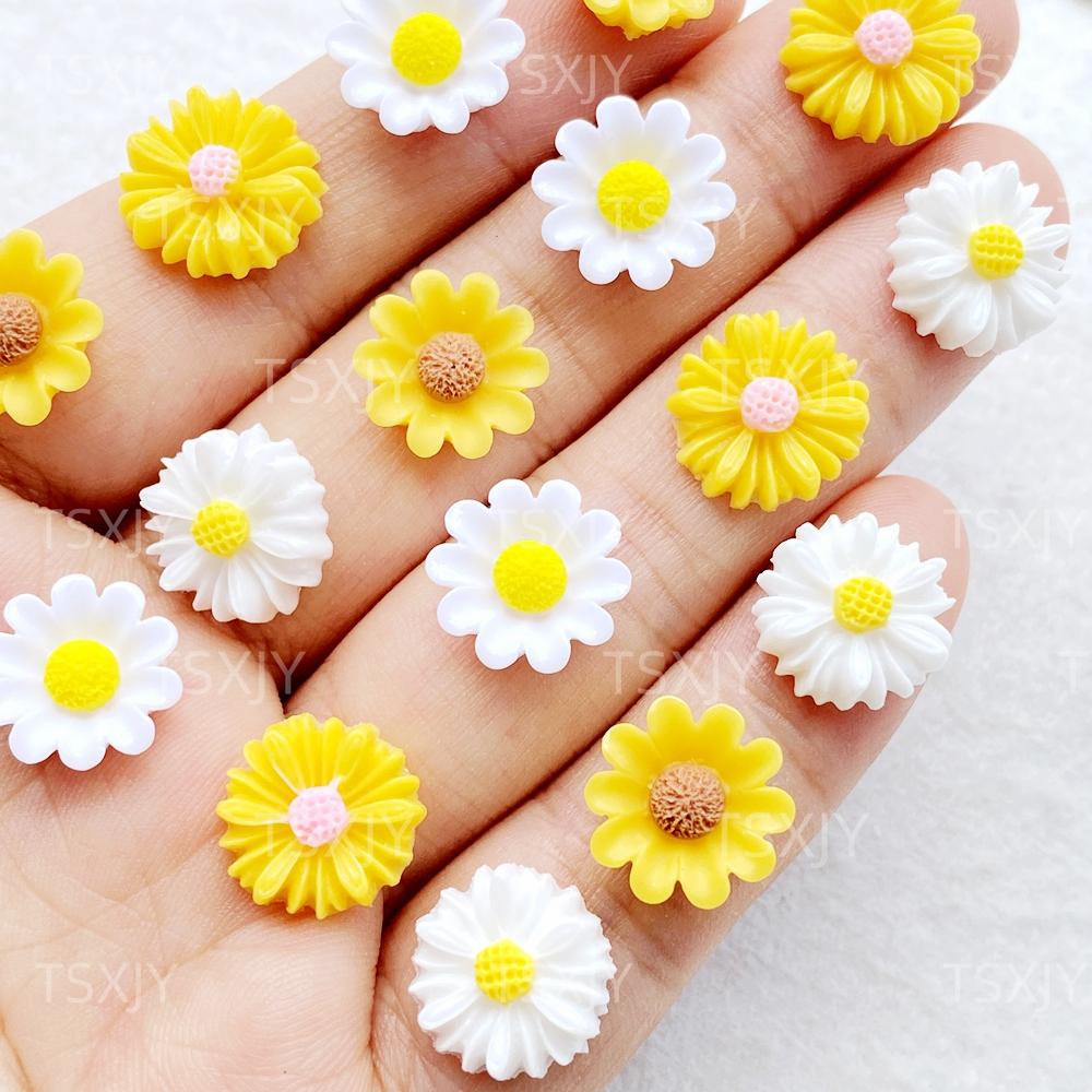 50Pcs Resin 3D Mini Sunflower Flower, chrysanthemum Gems Flatback Figurines Scrapbook Wedding Applique Nail Art Decor Crafts