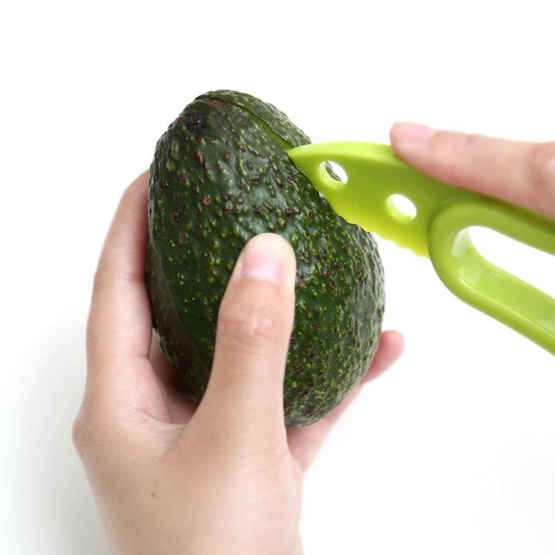 3 in 1 Avocado Slicer Shea Corer Butter Fruit Peeler Cutter Pulp Separator Lightweight Plastic Knife Kitchen Vegetable Tools Kitchen Gadgets