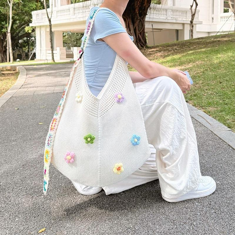 Travel leisure female commuter Mori lazy large capacity shoulder bag woven bag knitted bag leisure vacation