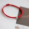 Bracelet Bracelet à Cordon Rouge Trèfle à Quatre Feuilles en Argent Tibétain - Tissé Petit Cadeau Souvenir pour Femme