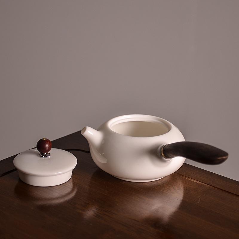200ml Sheep Fat Jade Porcelain Wooden Handle Side Handle Teapot Ceramic Kung Fu Tea Set