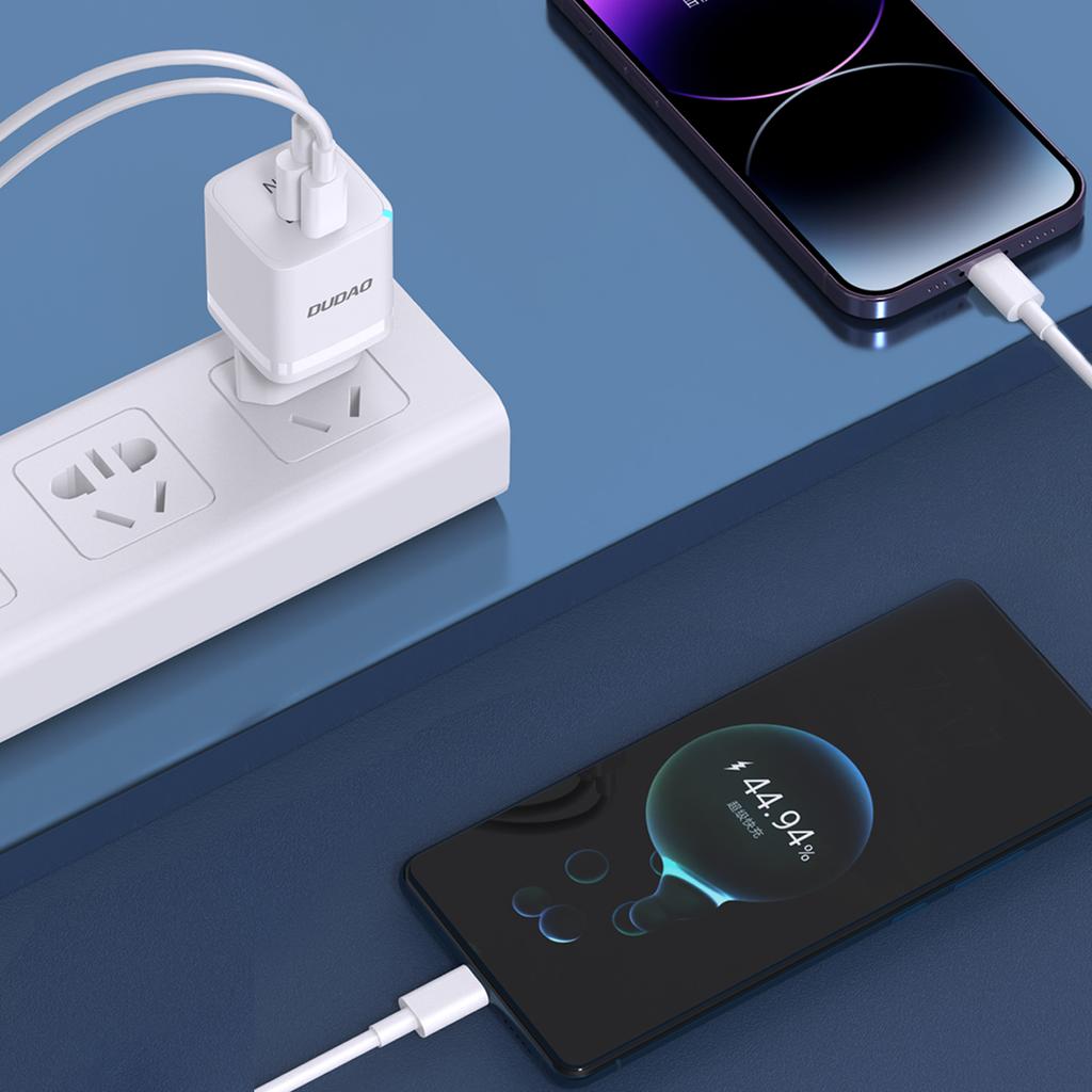 GaN 33W PPS USBC USBA Wall Charger White