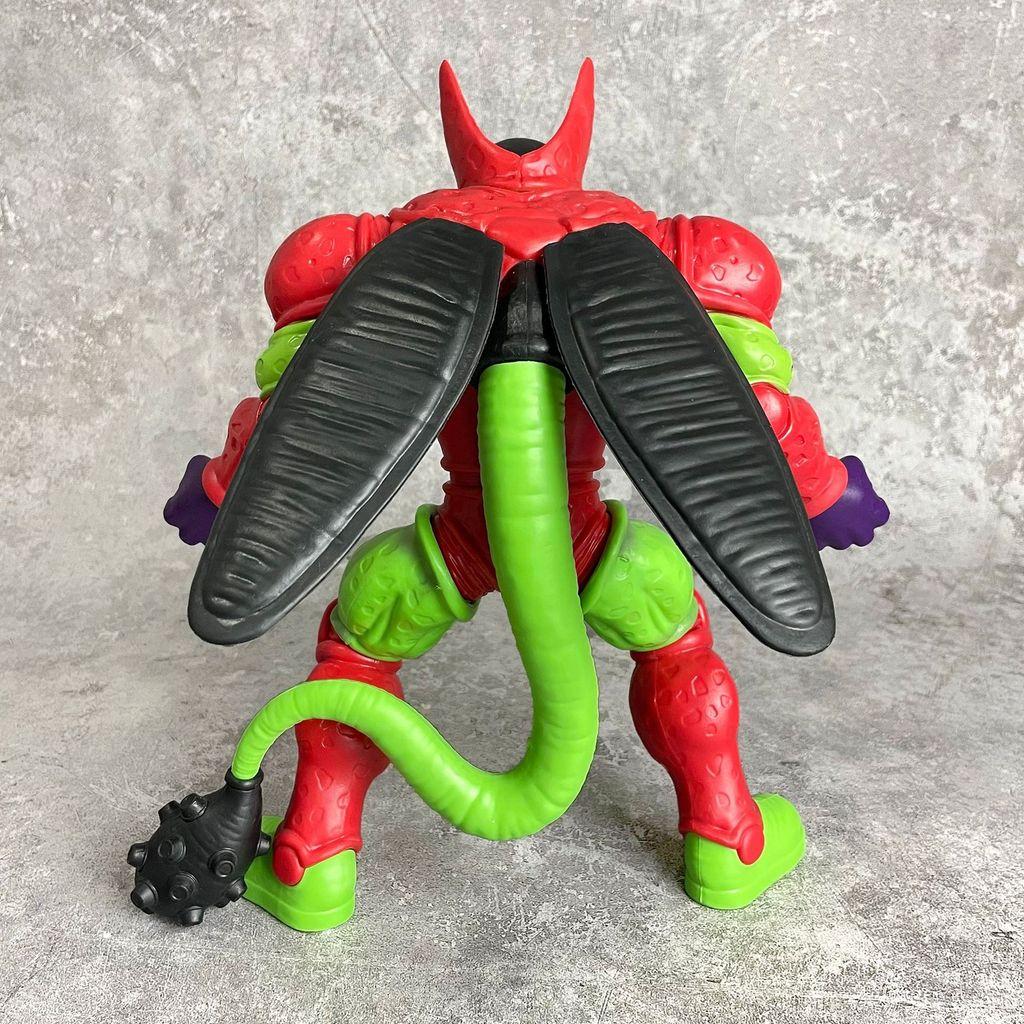 Dragon Ball Cell Pvc Model With Roaring Design For Collectors And Display