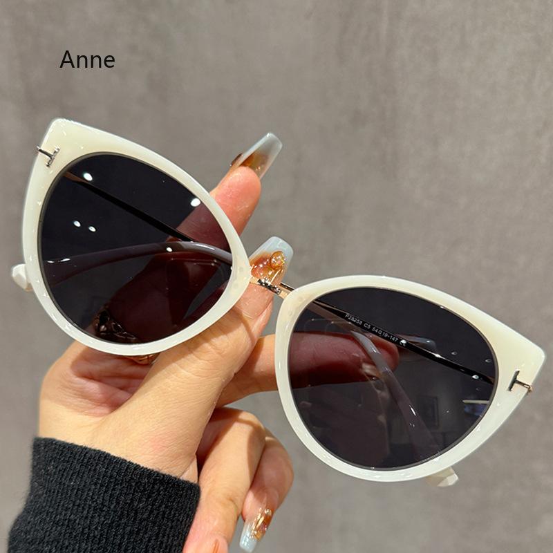 Oversized Frame Sunglasses for Women Oval Black Sun Glasses Trendy and Fashionable UV400 Sunglass Eyewear Gafas De Sol Designer