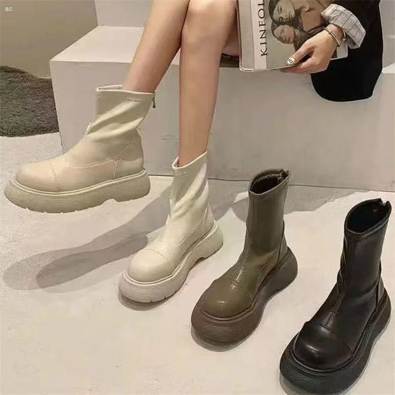 Comfortable Small Fragrant Style Solid Color Round Head Women's Boots Popular European and American Elegant Retro British Style Martin Boots
