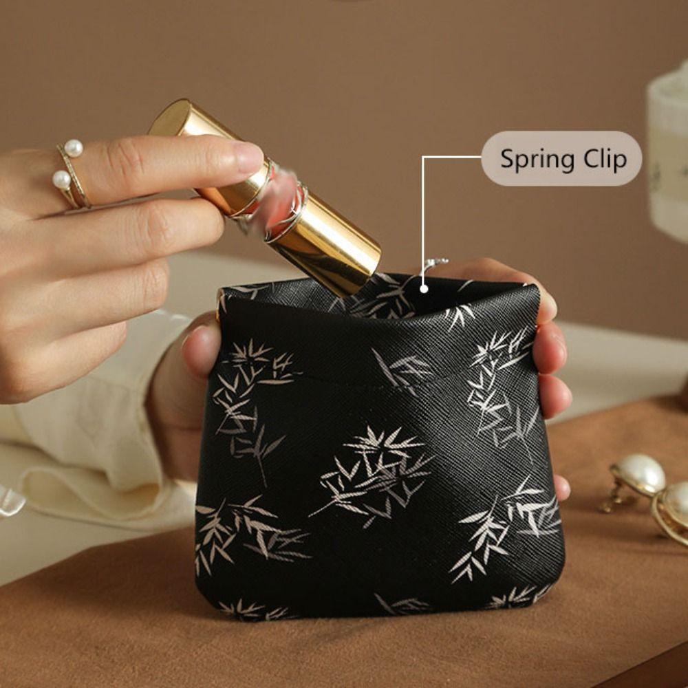 Pu Leather New Chinese Style Leaf Spring Bag Cosmetic Bag Jewelry Storage Bag Self-closing Coin Purse Coin Bags Earphone Bag