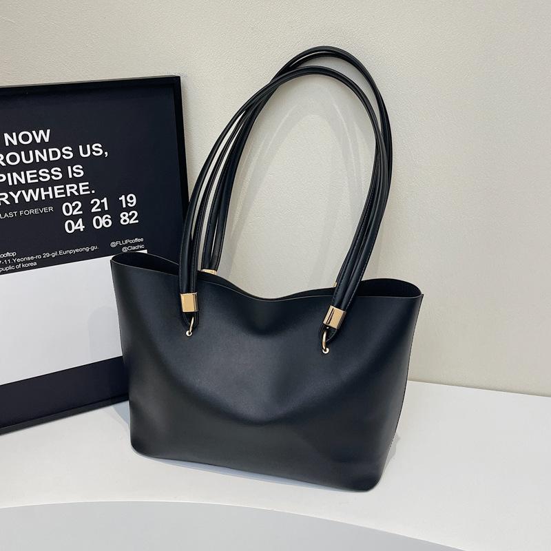 

Сумка-тоут женская 2025 новая мода ощущение высокого класса большая вместимость большая сумка на одно плечо сумочка подмышечная женская сумка чёрный