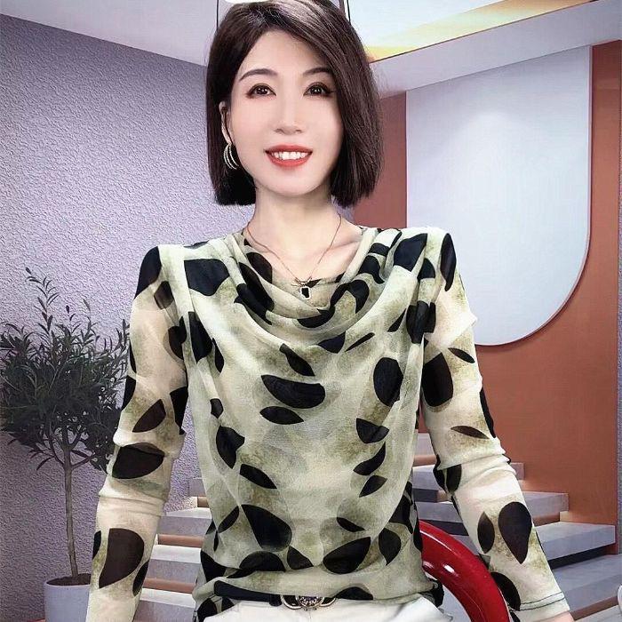 

Юго-Восточная Азия 2024 Женская приталенная блузка с принтом и высоким воротником (Коллекция осень/зима) L (for 50-55 kg)