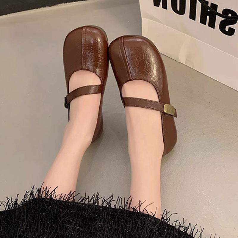 

Маленькие кожаные туфли, модные и универсальные ретро 2025 весна-лето, высококачественные Мэри Джейн на плоской подошве, с мягкой подошвой, туфли-дудочки, женские 40