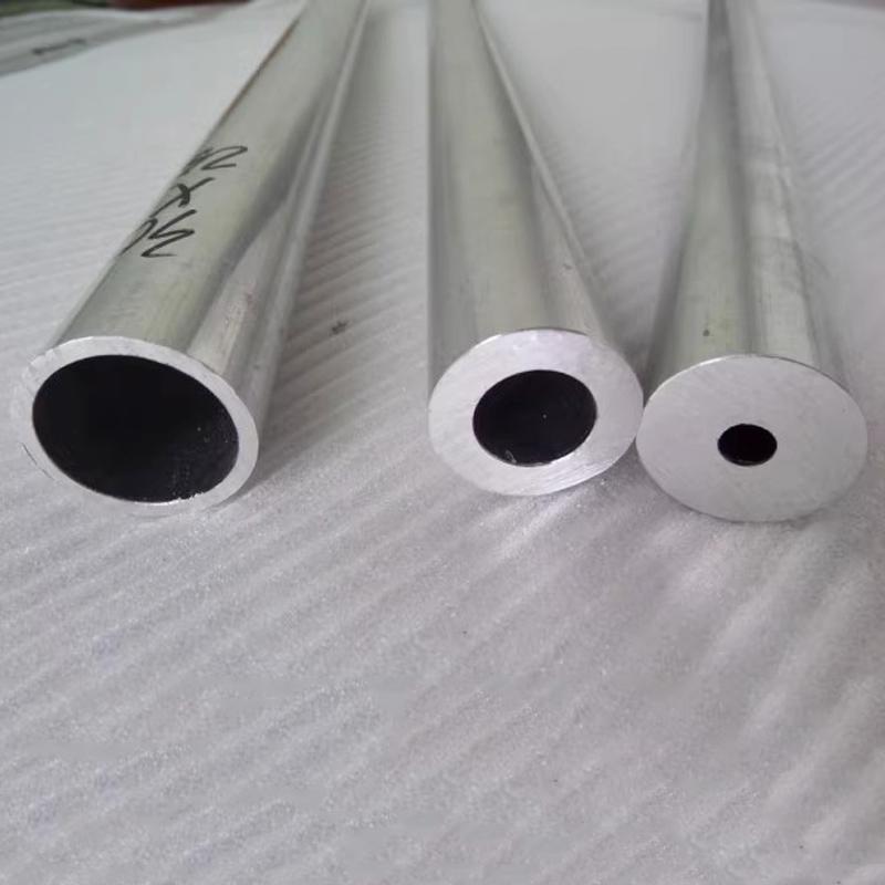 1 st Ytterdiameter 20 mm 6061 Aluminiumlegeringsrör Ihåligt Runt Aluminiumrör Innerdiameter 5/6/7/8/9/10/11/12/13/14/15/16/17/17.3/18 mm Längd 100 mm