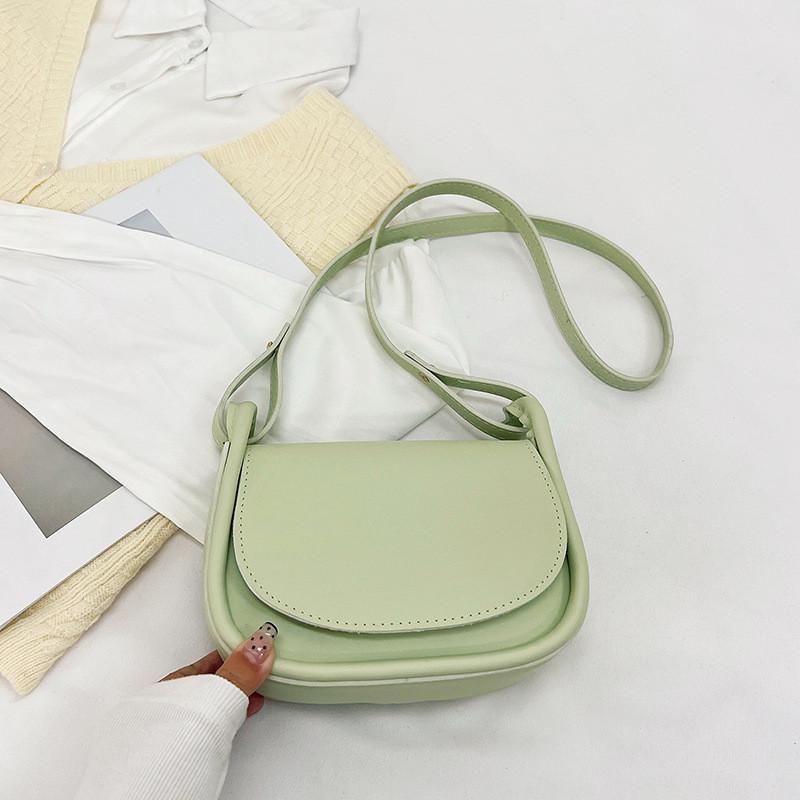 Fashionable Medium Saddle Crossbody Bag For Women In Colorful Pu Leather Style