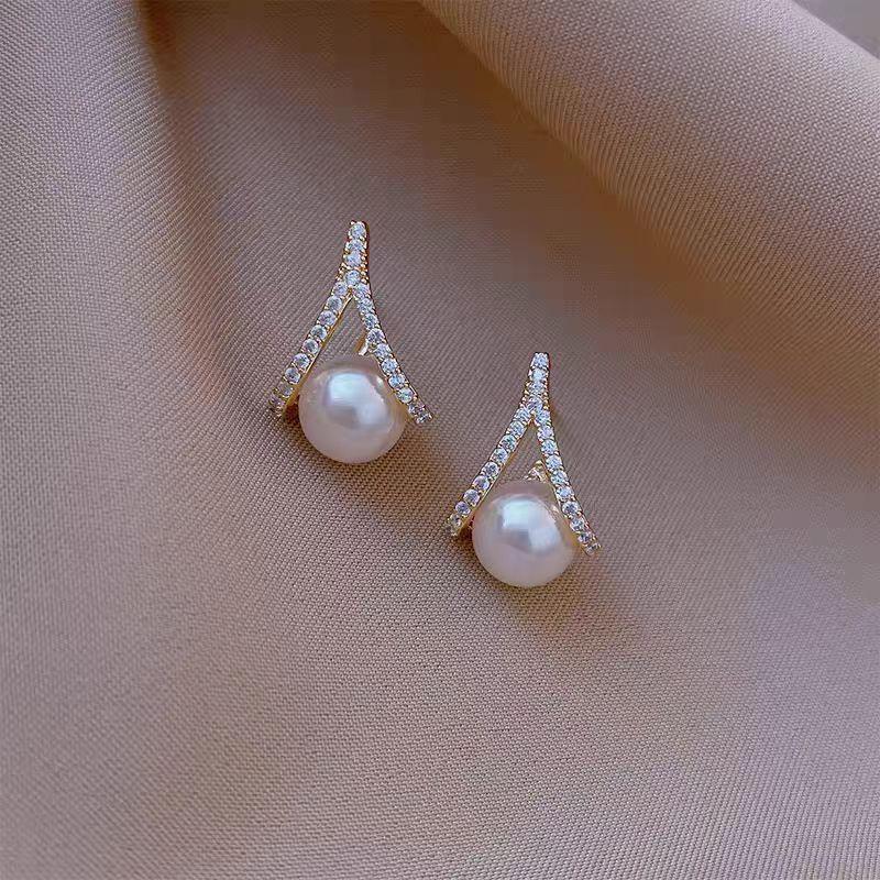 2024 Trendy Luxury Tassel Earrings – Simple, Versatile Bestseller for Women
