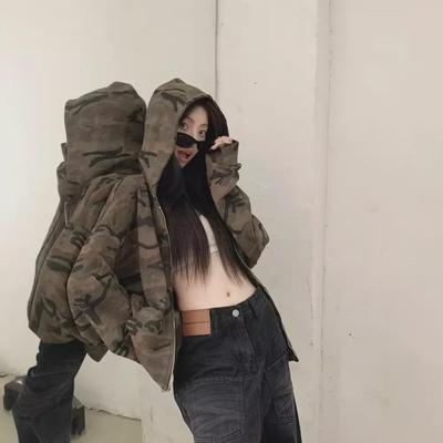 Women's Autumn 2024 Retro Camouflage Hooded Sweatshirt: Casual, Versatile, Loose, Slim-Fit, with Zipper
