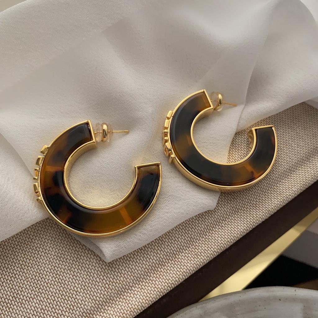 Niche Unique Design Leopard Print Circle Ear Buckle Fashionable Light Luxury High-End Earrings Exaggerated Atmosphere Earrings Women