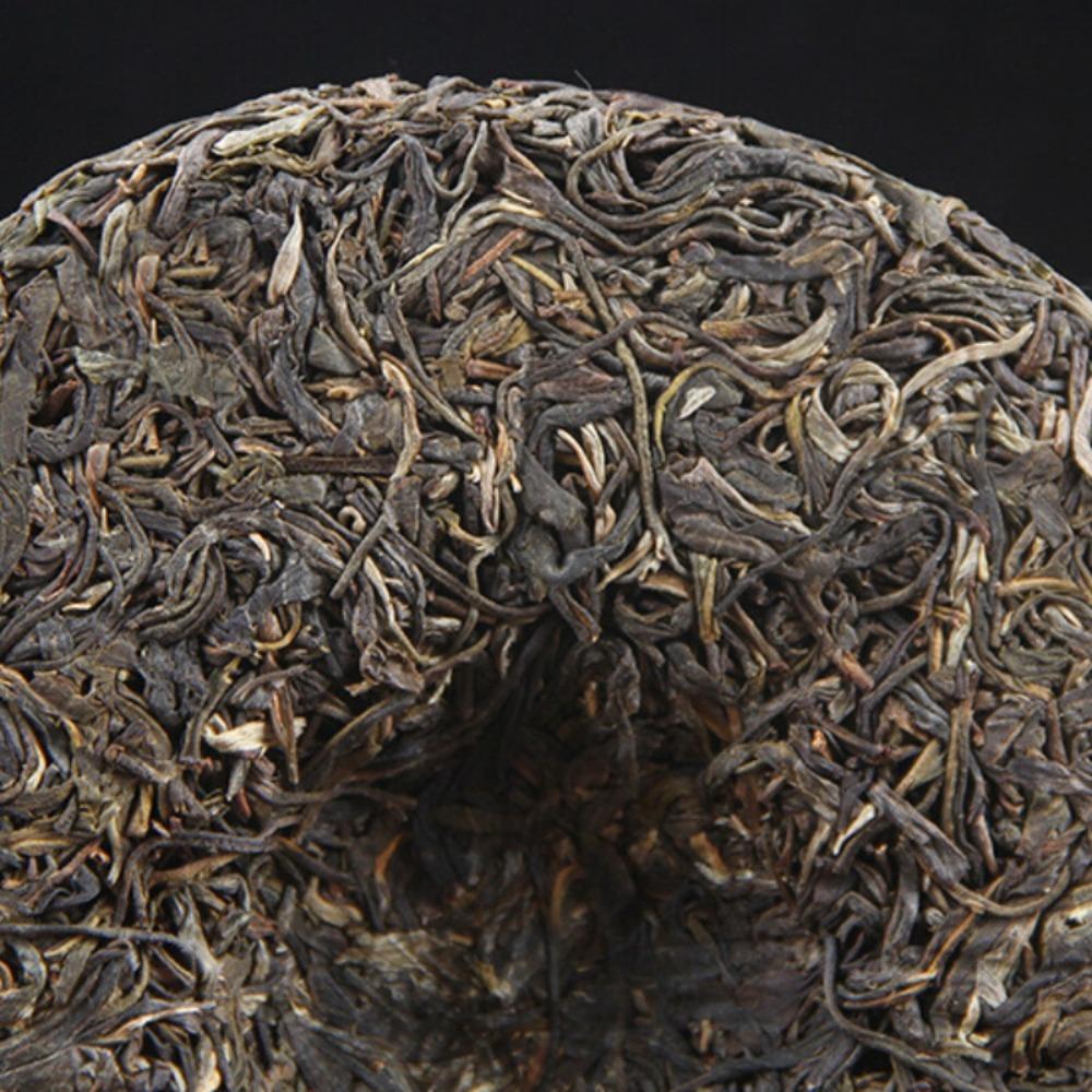 Organic Yunnan Raw Pu-erh Tea Cake Menghai Handmade Sheng Cha 357g