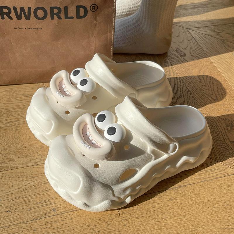 Fashion DIY Cute Cartoon Slippers For Women Indoor Street Shoes Soft EVA Fashion Clogs Thick Sole Close Toe Female Platform Sandals