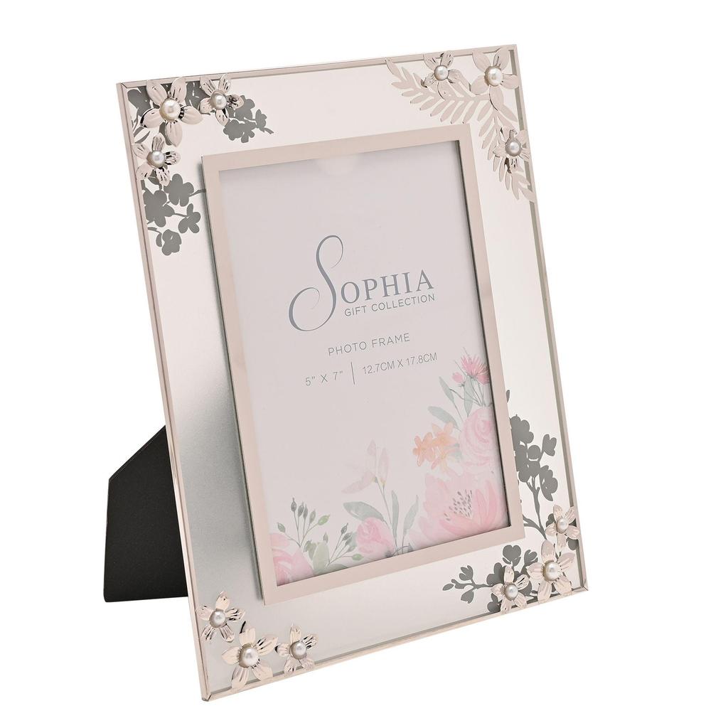 Sophia Classic Silver Daisy Photo Frame 5 x 7