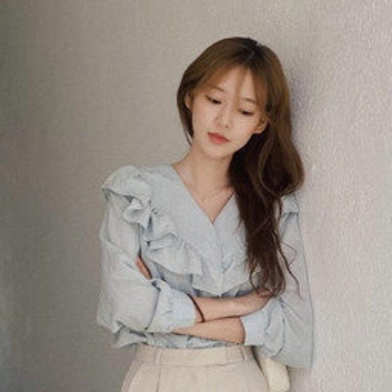 Șic Coreean 2025 Cămașă cu Volane cu Gât în V și Mâneci Lungi - Primăvară/Toamnă