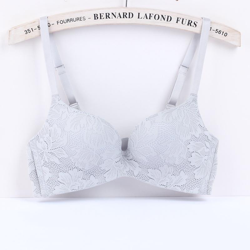 Wholesale by the manufacturer, the new steel-free rim-free bra, lace lace, women's gathering underwear is comfortable