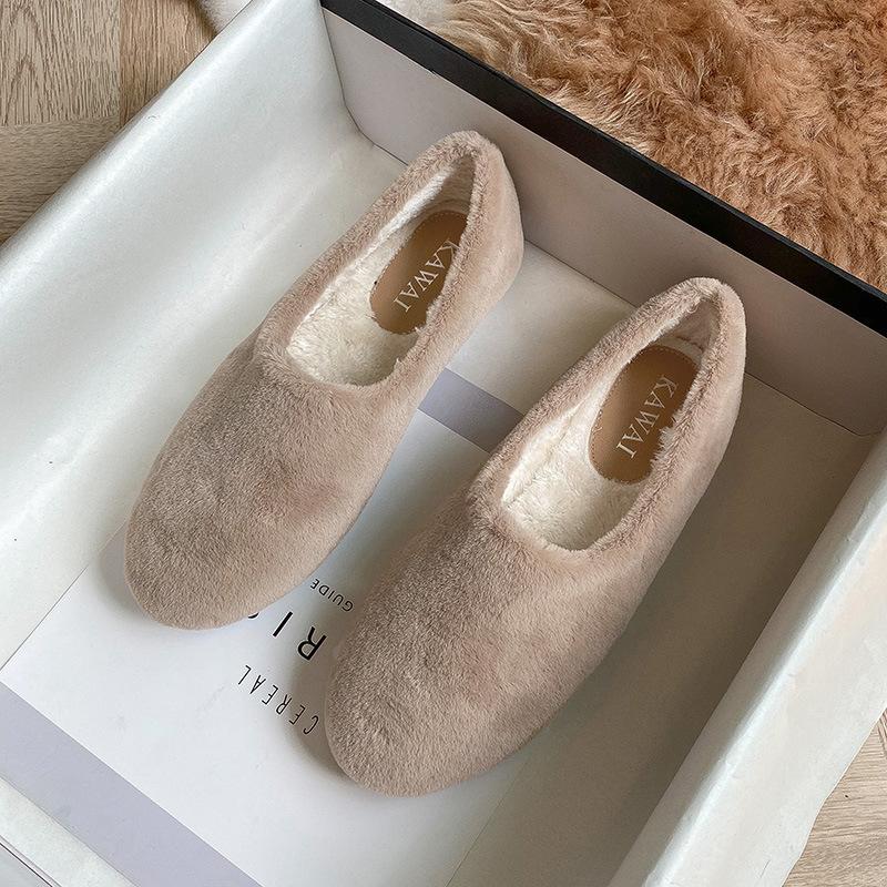 Winter Fur Shoes Women Cotton Sneakers Woman Furry Flats Warm Plush Loafers Lambswool Moccasins Femme Large Size