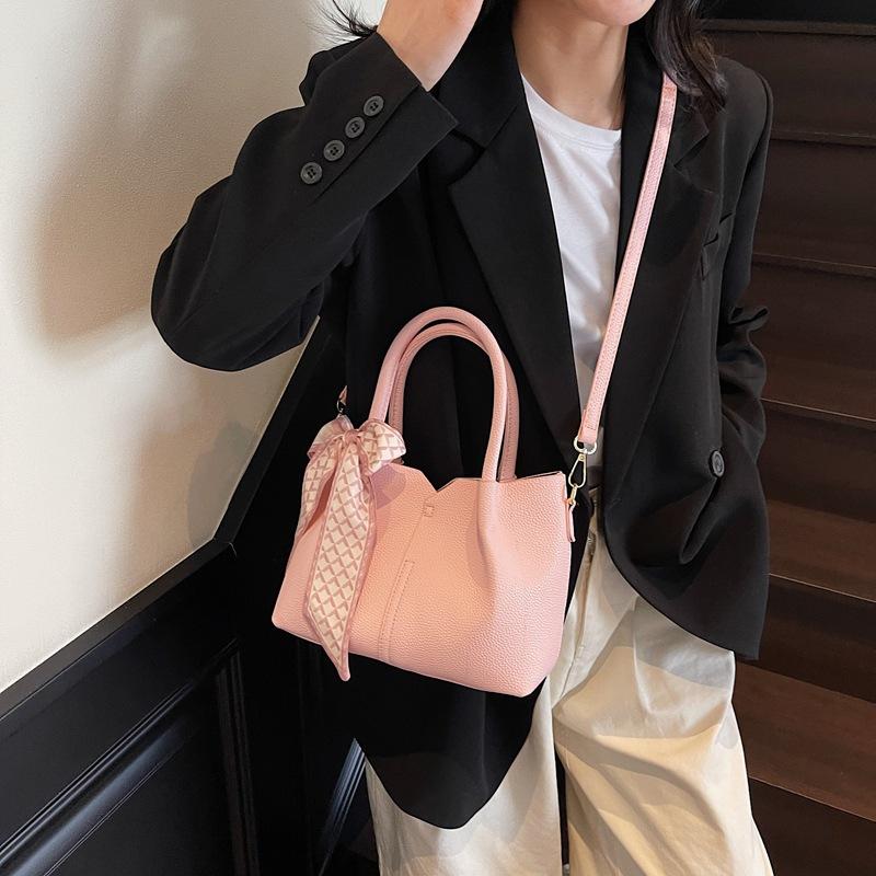New Women's Bags, Simple and Fashionable Bags, Women's Tote Bags, Trendy Large-capacity Portable Messenger Women's Bags