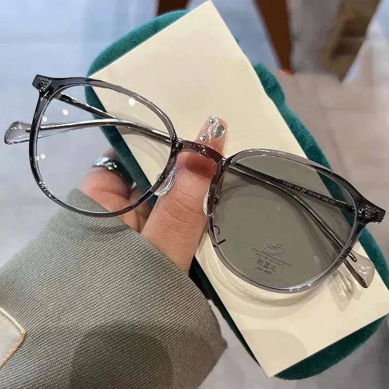 Luxury Photochromic Myopia Glasses for Women Men Retro Oval Frame Outdoor Color Changing Minus Diopter Near Sight Eyeglasses